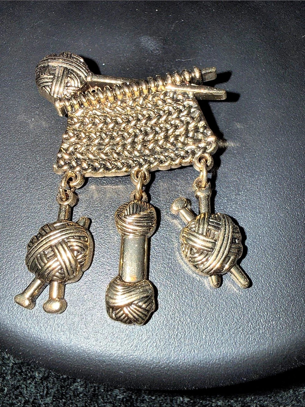 Gold-Tone Yarn-Themed Brooch